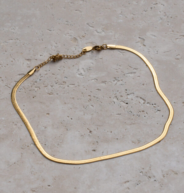 Cento. Choker